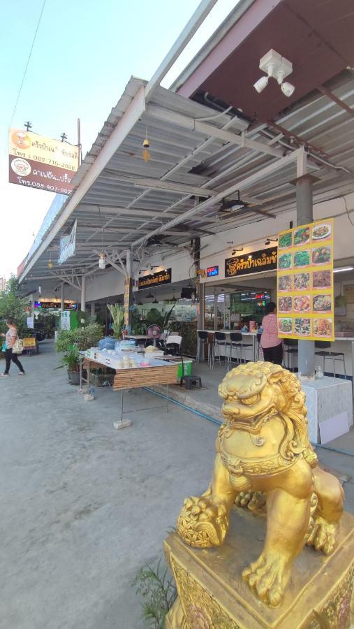 Pa Chalermchai Guesthouse Bangkok Eksteriør billede